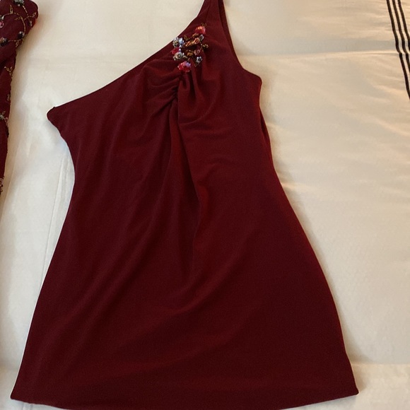 AFTER 5 ONE SHOULDER TOP WITH PANTS TO MATCH. - Picture 4 of 9